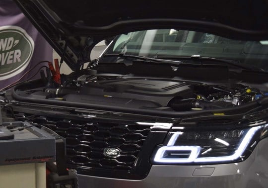Test af motoren på Land Rover